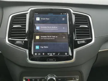 VOLVO XC90 T8 AWD Ultimate Bright AHK PANO