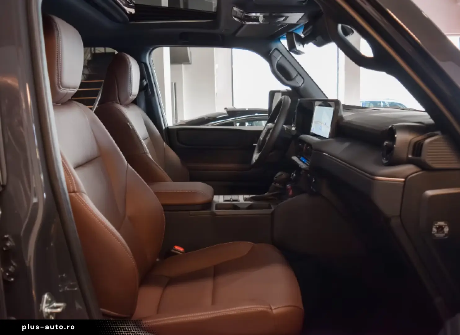 Toyota Land Cruiser VX HIBRID - 7 LOCURI