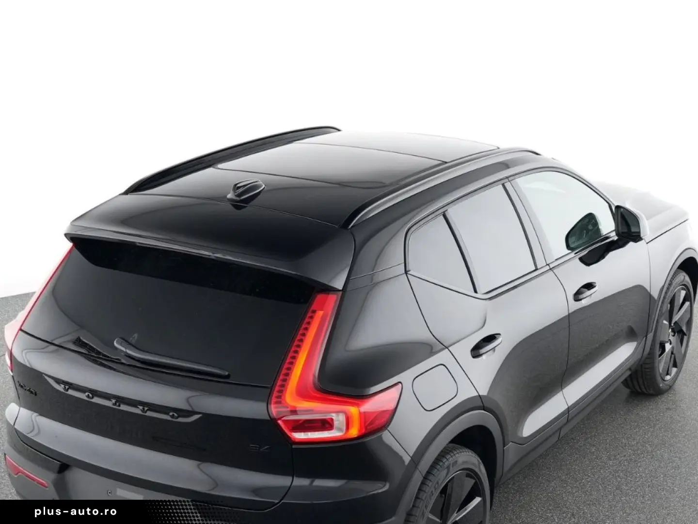 VOLVO XC40 Plus Black Edition 2WD Digitales Cockpit Me