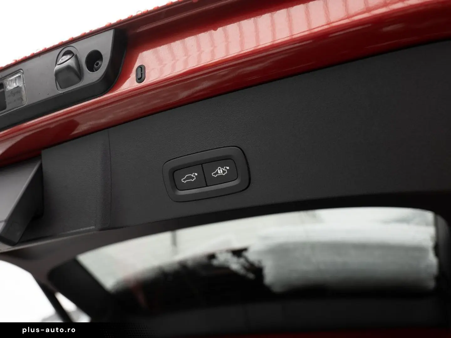 VOLVO XC40 B3 Plus Dark NAVI H K FACEL. LED 360  PANO