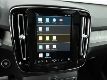 VOLVO XC40 B3 Plus Dark NAVI H K FACEL. LED 360  PANO