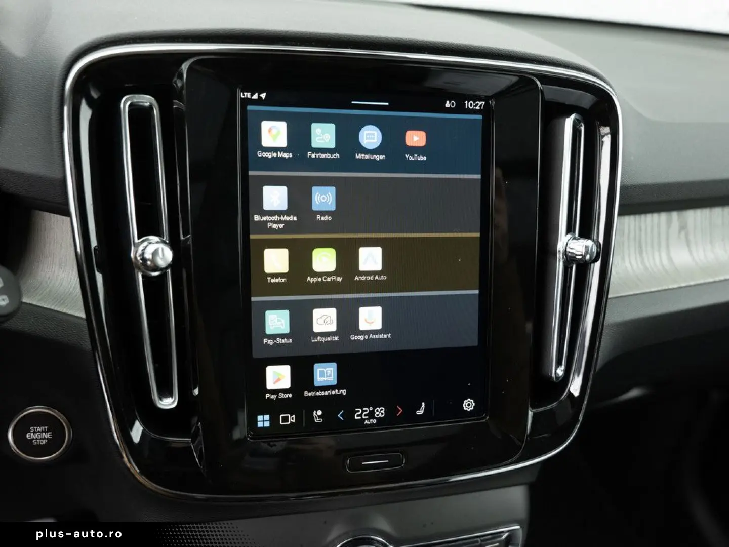 VOLVO XC40 B3 Plus Dark NAVI H K FACEL. LED 360  PANO