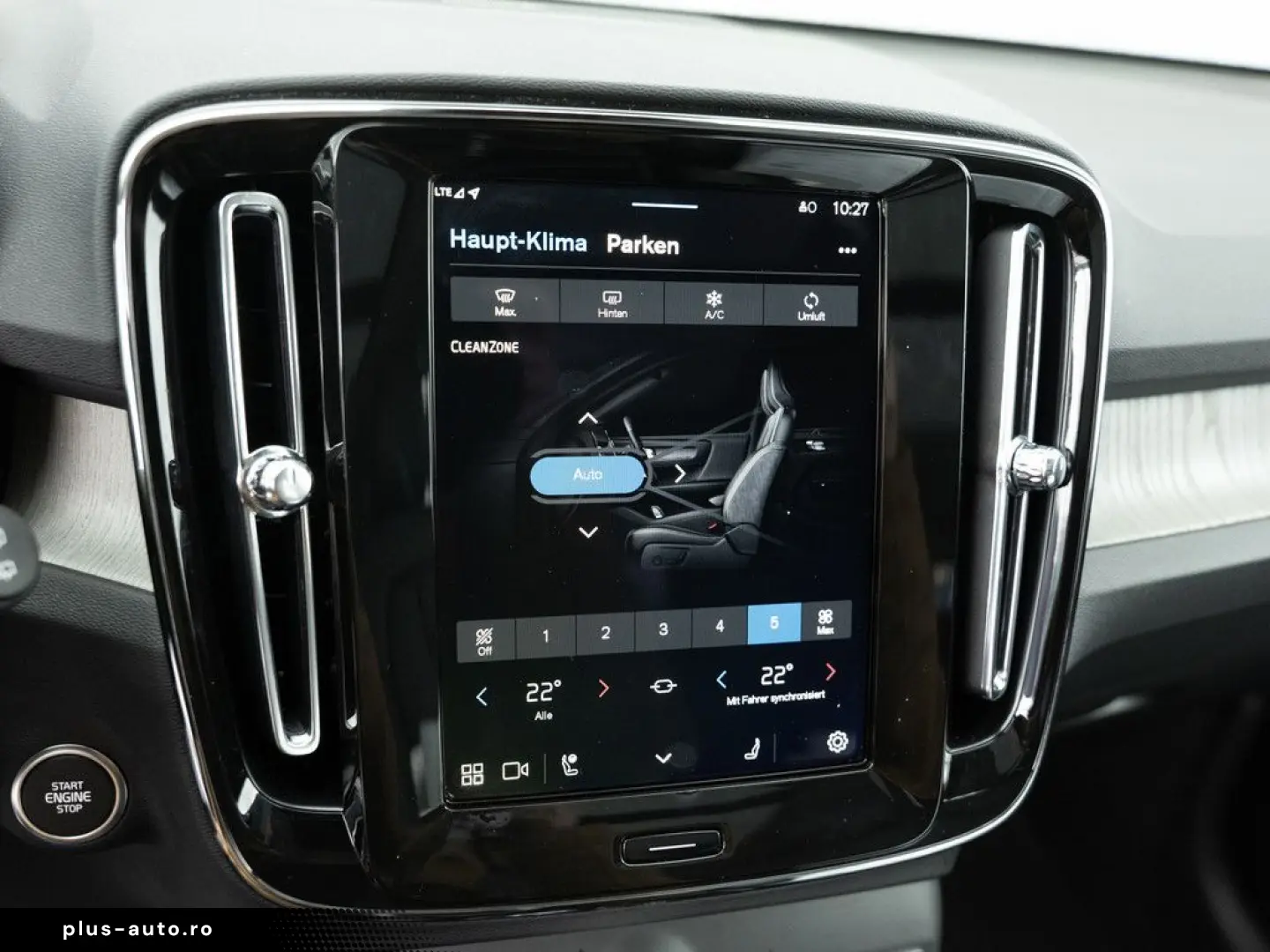 VOLVO XC40 B3 Plus Dark NAVI H K FACEL. LED 360  PANO