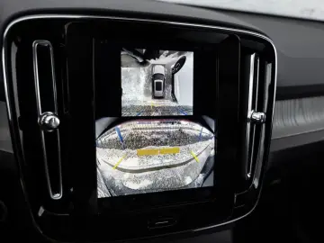 VOLVO XC40 B3 Plus Dark NAVI H K FACEL. LED 360  PANO