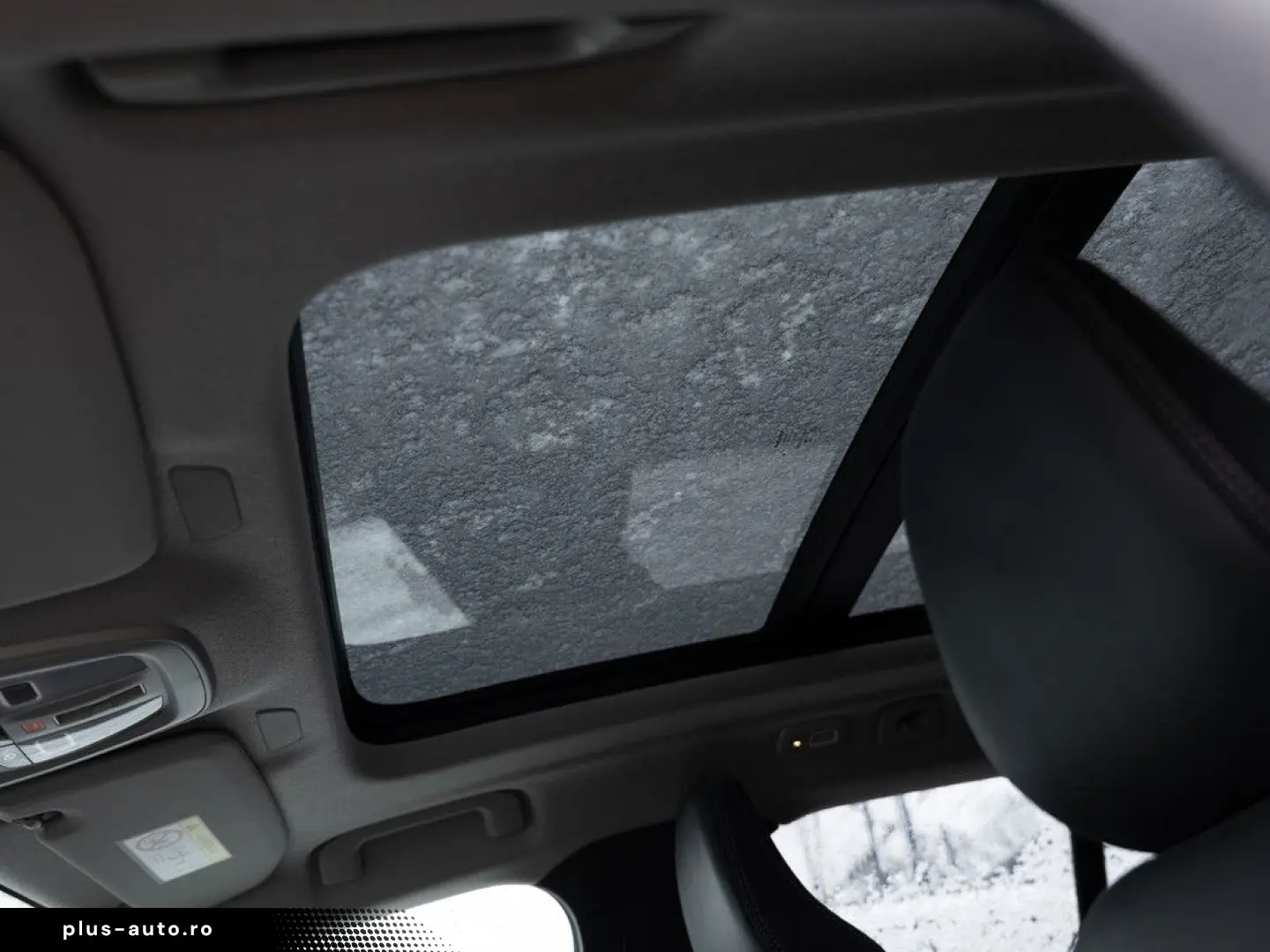 VOLVO XC40 B3 Plus Dark NAVI H K FACEL. LED 360  PANO