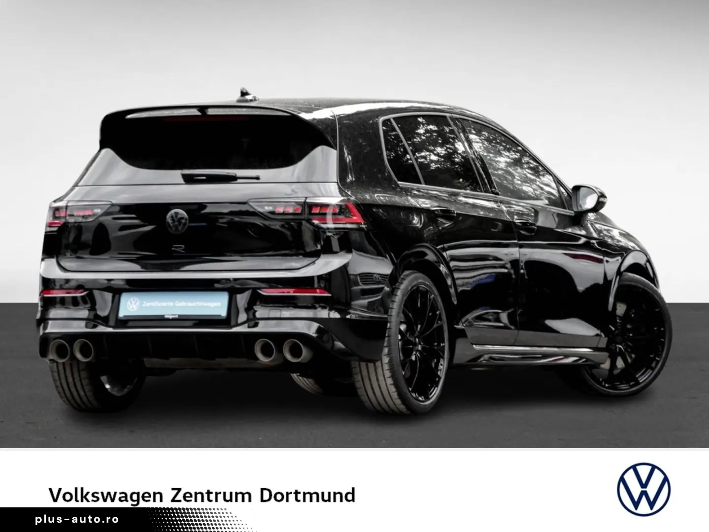 VW Golf VIII R BLACK EDITION 4X4 AKRAPOVIC LEDER 19