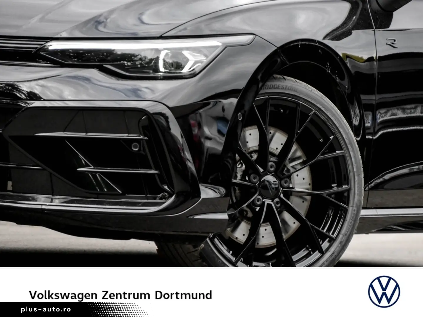 VW Golf VIII R BLACK EDITION 4X4 AKRAPOVIC LEDER 19