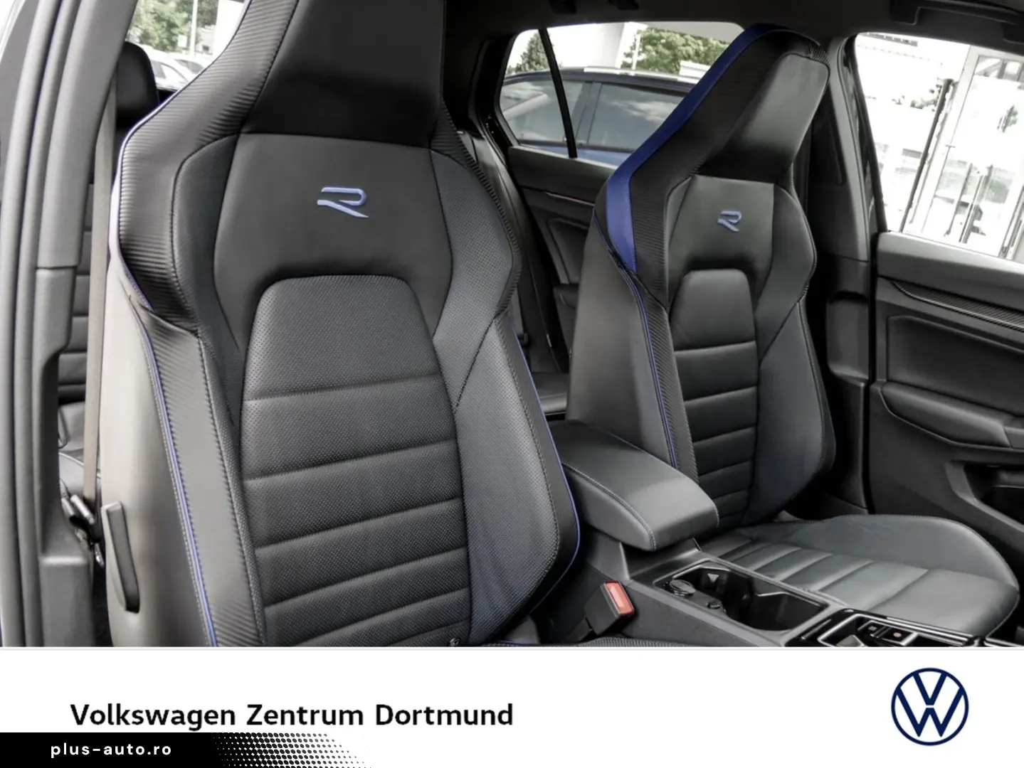 VW Golf VIII R BLACK EDITION 4X4 AKRAPOVIC LEDER 19