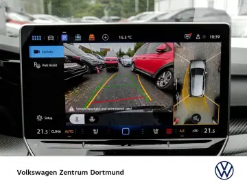 VW Golf VIII R BLACK EDITION 4X4 AKRAPOVIC LEDER 19