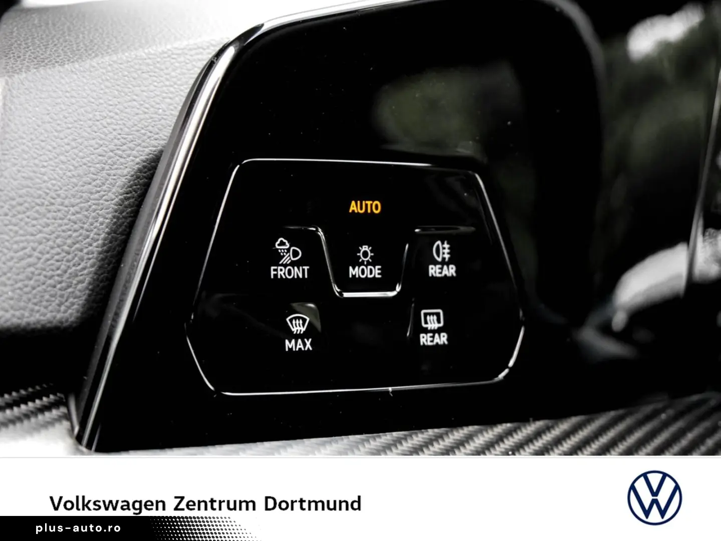 VW Golf VIII R BLACK EDITION 4X4 AKRAPOVIC LEDER 19