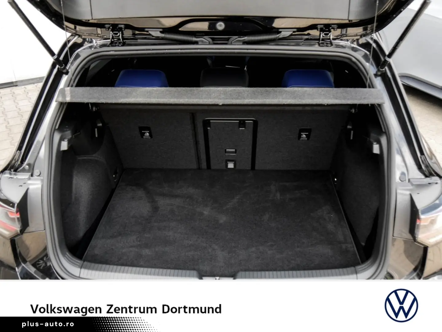 VW Golf VIII R BLACK EDITION 4X4 AKRAPOVIC LEDER 19