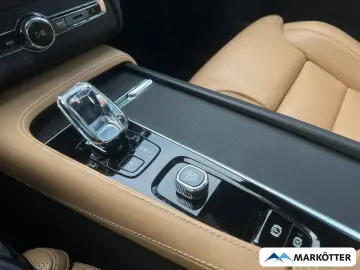 VOLVO XC90 Ultimate Bright Plug-In Hybrid AWD 7-Sitzer