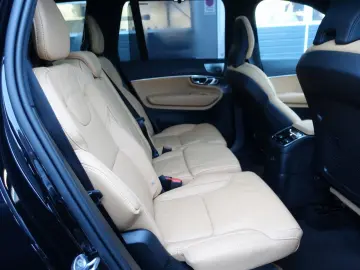 VOLVO XC90 T8 AWD Ultra Dark PANO HUD FOUR-C 360 B&W