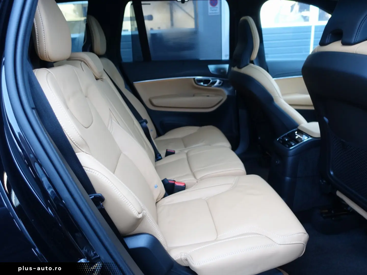 VOLVO XC90 T8 AWD Ultra Dark PANO HUD FOUR-C 360 B&W