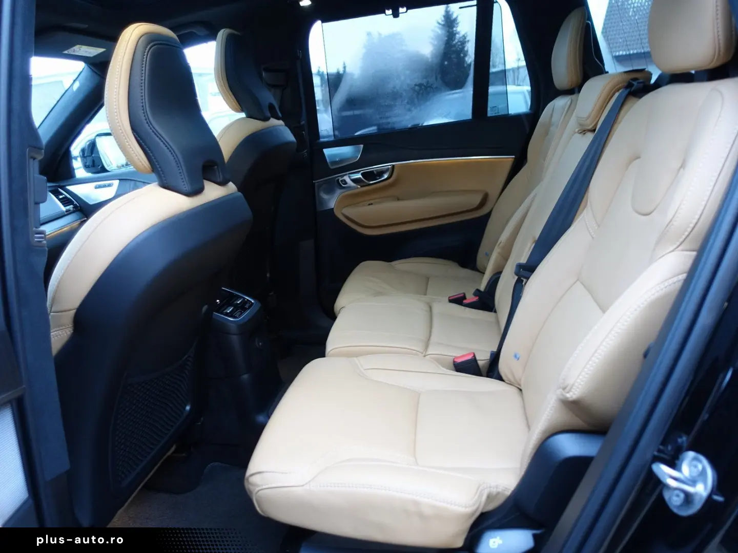 VOLVO XC90 T8 AWD Ultra Dark PANO HUD FOUR-C 360 B&W