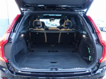 VOLVO XC90 T8 AWD Ultra Dark PANO HUD FOUR-C 360 B&W