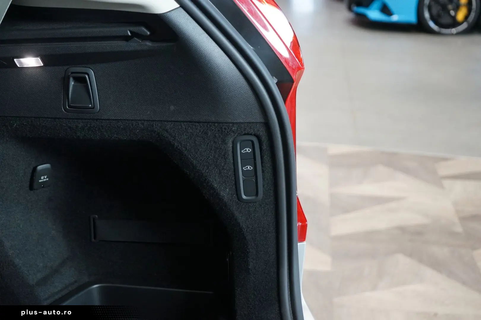 VOLVO XC90 T8 RECHARGE PANO 360 AIR 60.826€ NETTO