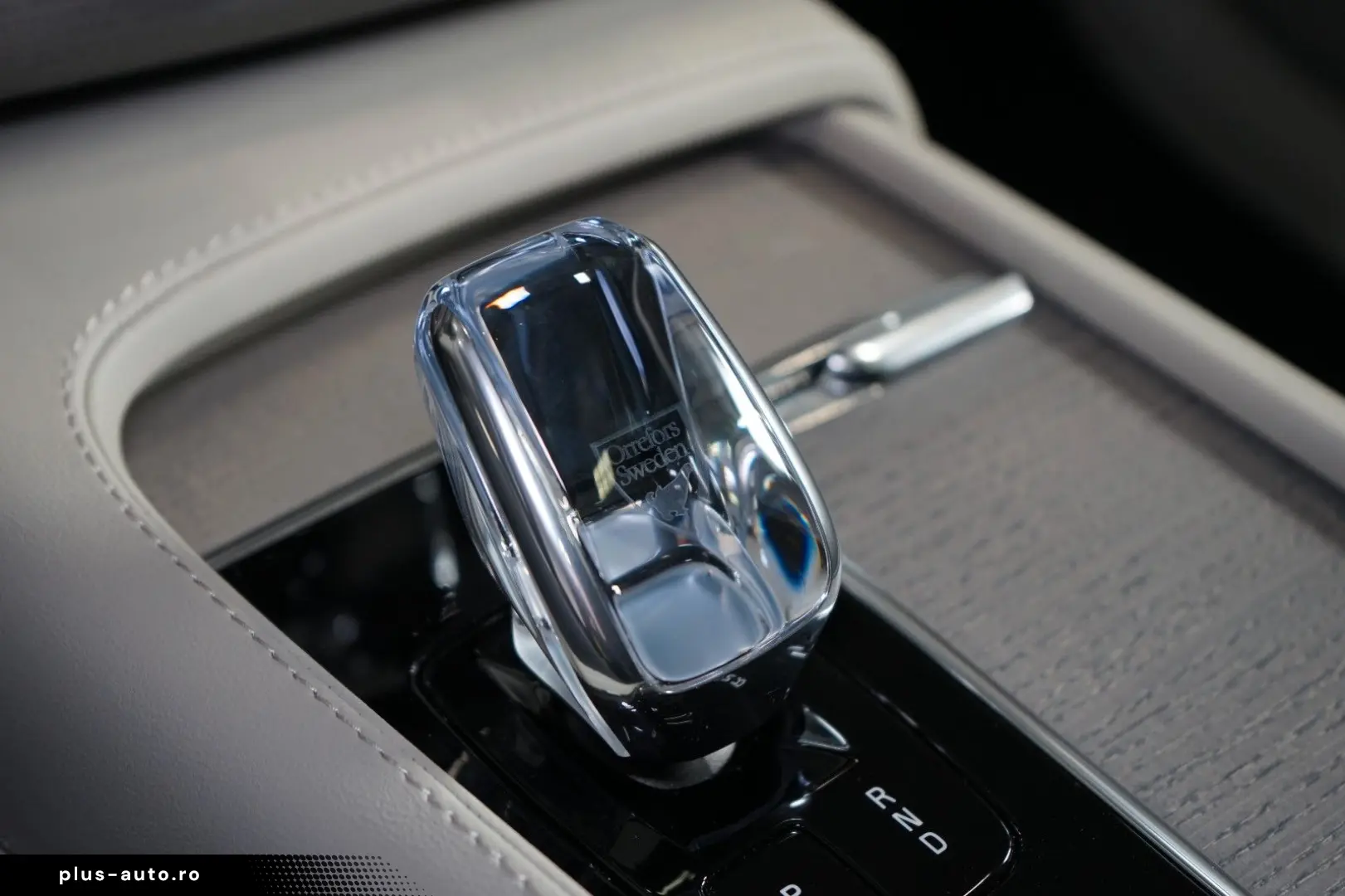 VOLVO XC90 T8 RECHARGE PANO 360 AIR 60.826€ NETTO