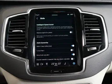 VOLVO XC90 T8 RECHARGE PANO 360 AIR 60.826€ NETTO