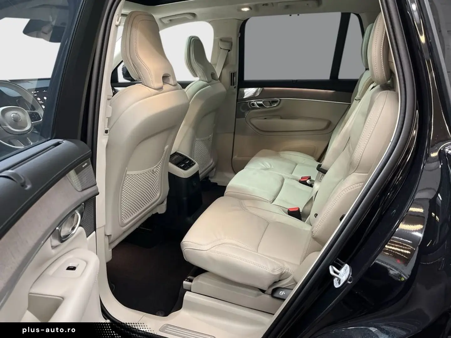 VOLVO XC90 T8 AWD Plug-in Hybrid Ultra Bright