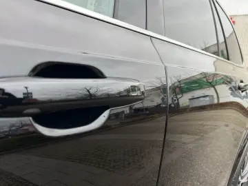 VOLVO XC90 T8 AWD Plug-in Hybrid Ultra Bright