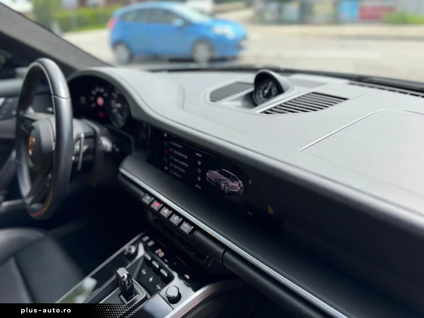 PORSCHE 992 Turbo S Coupé Carbondach Lift Burmeister 360