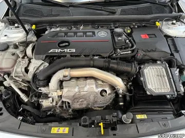 MERCEDES-BENZ A 35 AMG 4M Lim. Premium  Perform-Sitze Pano