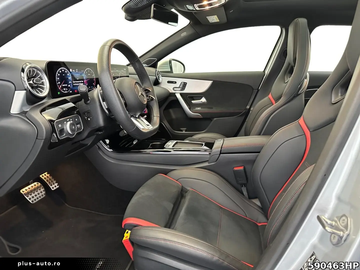 MERCEDES-BENZ A 35 AMG 4M Lim. Premium  Perform-Sitze Pano