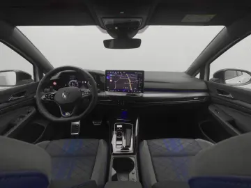 VW Golf VIII R 2.0 TSI 4Motion  IQ.LIGHT ACC 8-fach