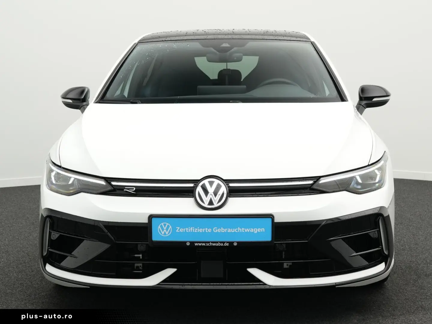 VW Golf VIII R 2.0 TSI 4Motion  IQ.LIGHT ACC 8-fach