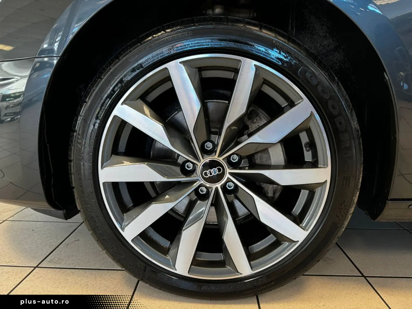 AUDI A4 Lim. 40 TDI quattro LED Black Style