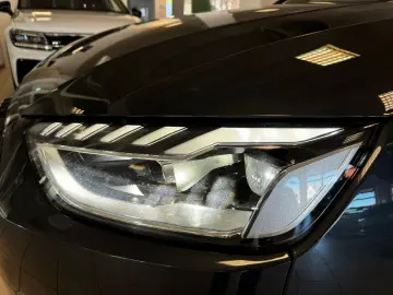 AUDI A4 Lim. 40 TDI quattro LED Black Style