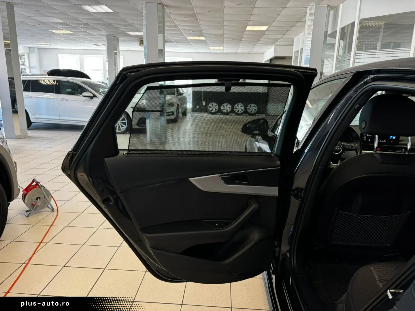 AUDI A4 Lim. 40 TDI quattro LED Black Style