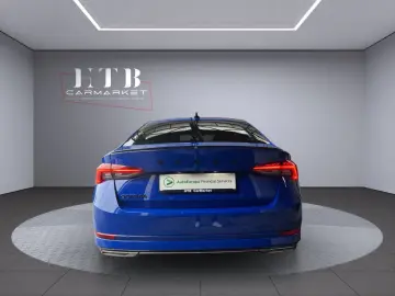 SKODA Octavia Lim. Sportline 4x4 LED StHz HuD ACC ViCO