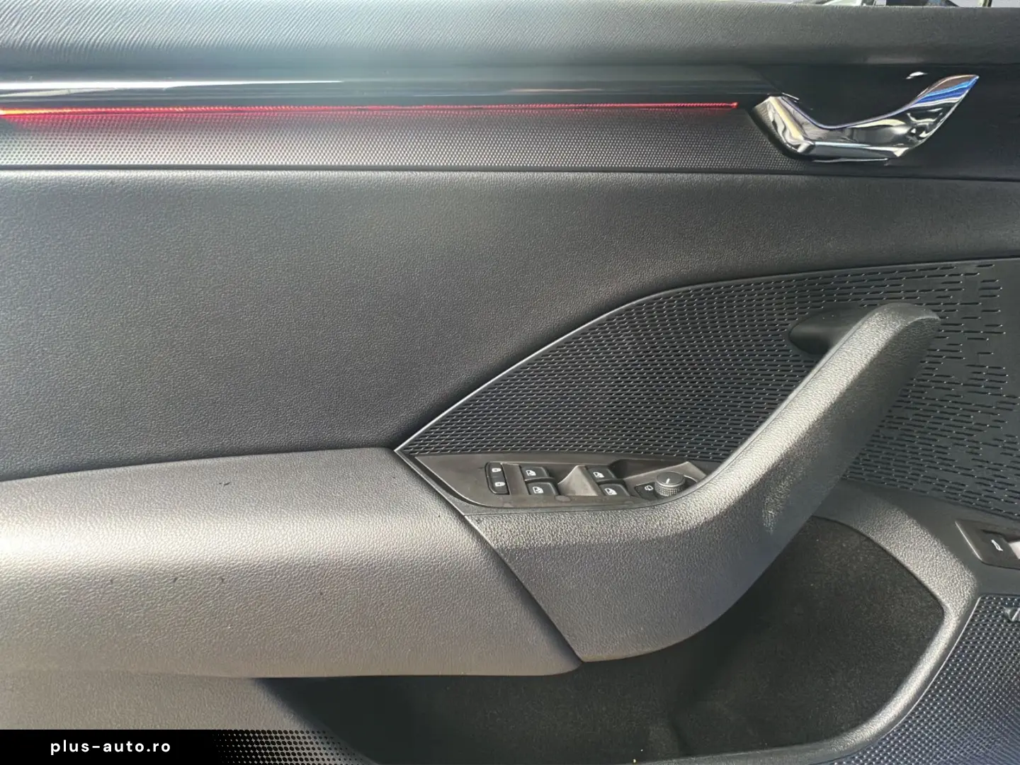 SKODA Octavia Lim. Sportline 4x4 LED StHz HuD ACC ViCO