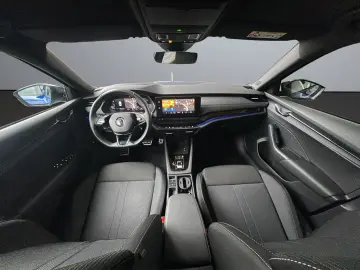 SKODA Octavia Lim. Sportline 4x4 LED StHz HuD ACC ViCO