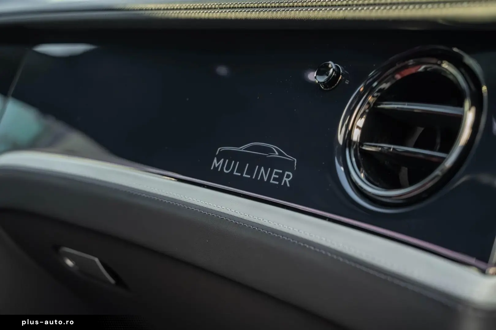 BENTLEY Flying Spur Mulliner   BESPOKE 2-Tone