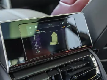 BENTLEY Flying Spur Mulliner   BESPOKE 2-Tone