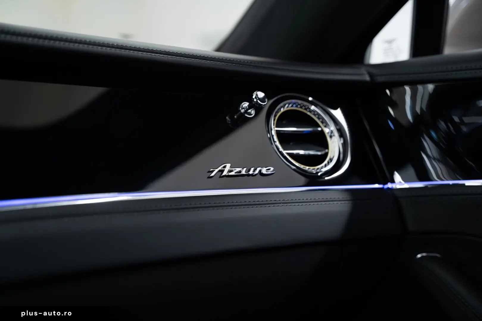 BENTLEY Flying Spur Azure V8