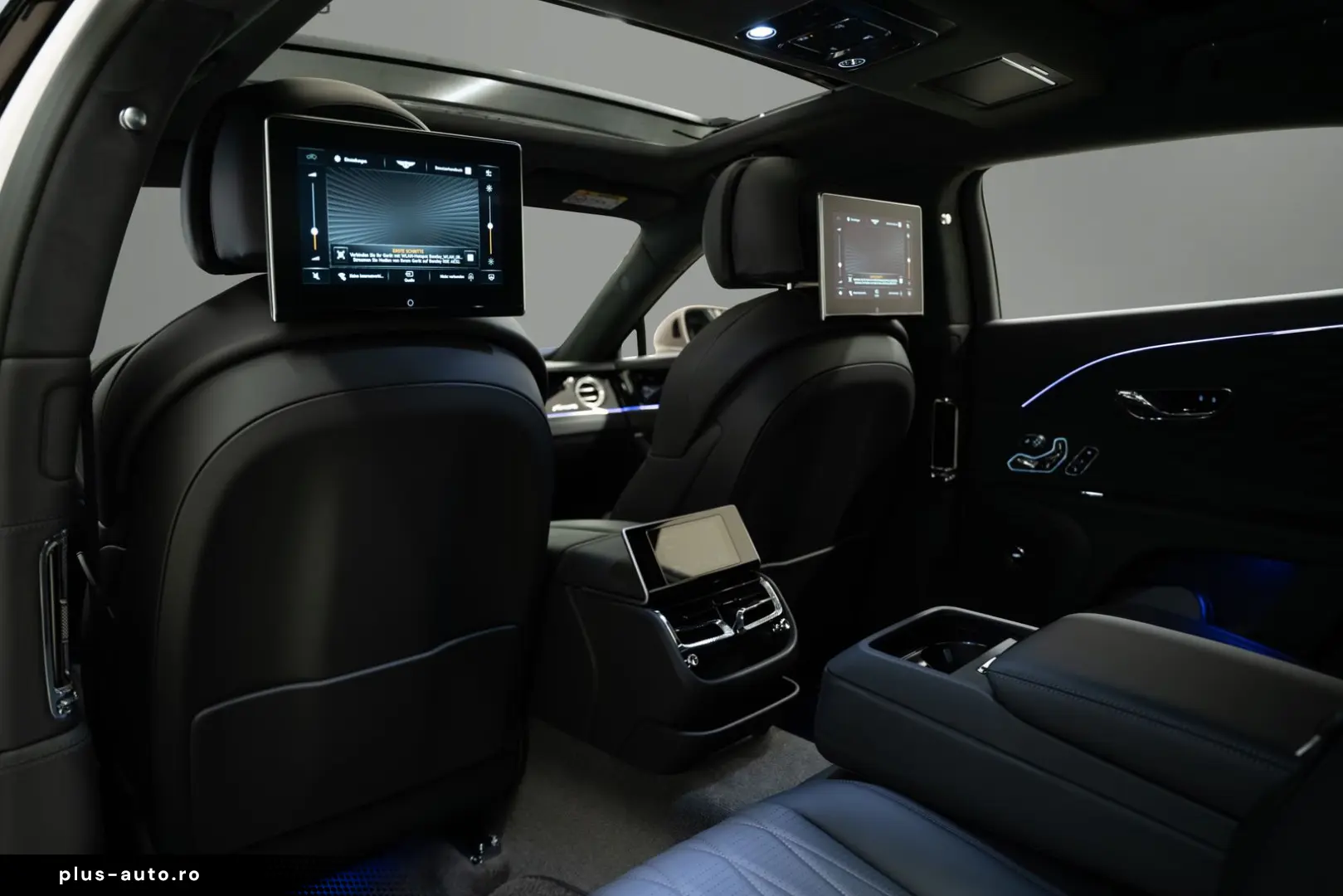 BENTLEY Flying Spur Azure V8