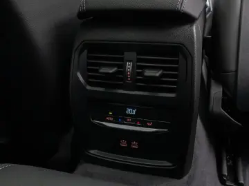 BMW M240i xD Coupé Glasdach Kamera HUD H K DAB 19