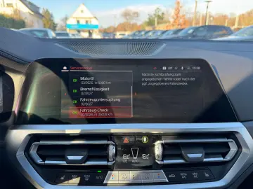 BMW M340i xD Msport Glass-Dach Head 360  Laserlicht