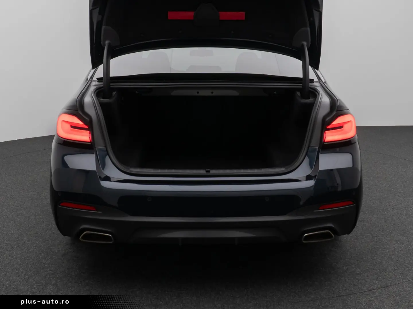 BMW 540d  xD M Sport Kamera HUD DAB H K Alarm 20