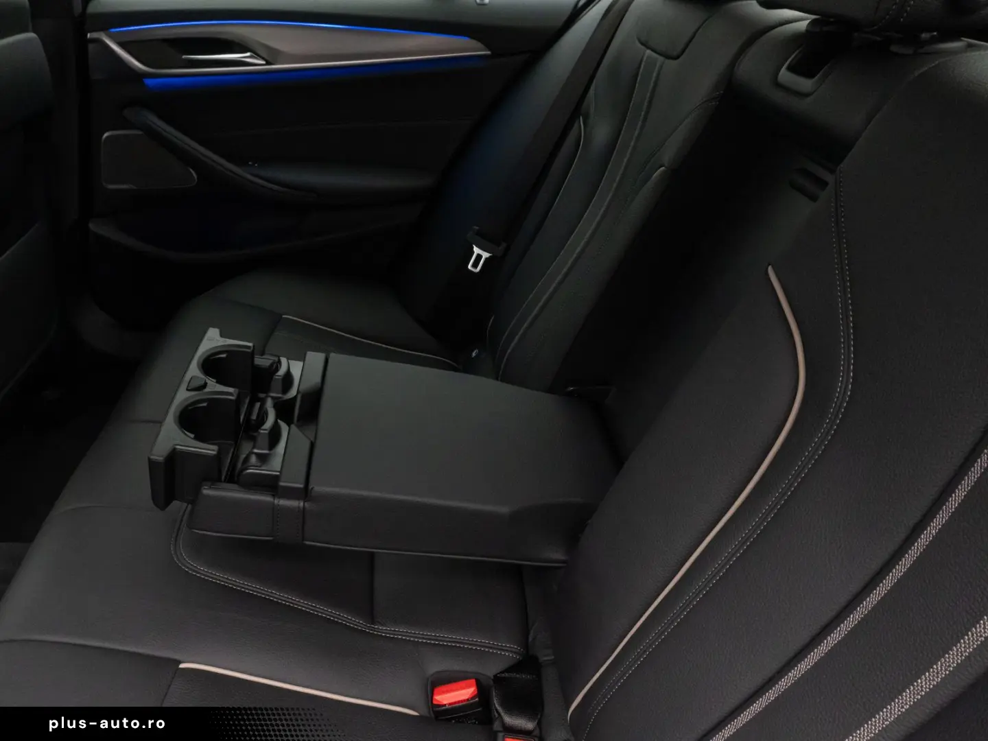 BMW 540d  xD M Sport Kamera HUD DAB H K Alarm 20