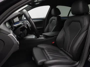 BMW 540d  xD M Sport Kamera HUD DAB H K Alarm 20