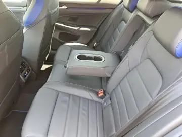 VW Golf R Performance 4Motion DSG PANO MATRIX HARMA