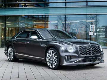 BENTLEY FLYING SPUR MULLINER MY25 V8 Plug-in Hybrid