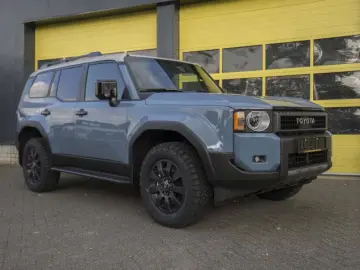 Toyota Land Cruiser 2.8 D-4D First Edition