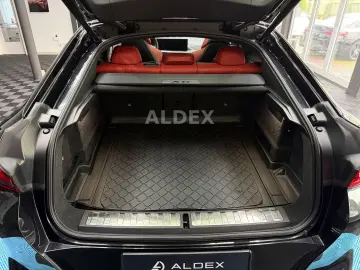 BMW X6 M Comp B&W SKYLOUNGE CARBON MASSAGE SOFT KEY