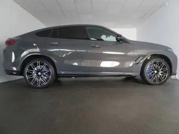 BMW X6 M Competition  TOP AUSSTATTUNG